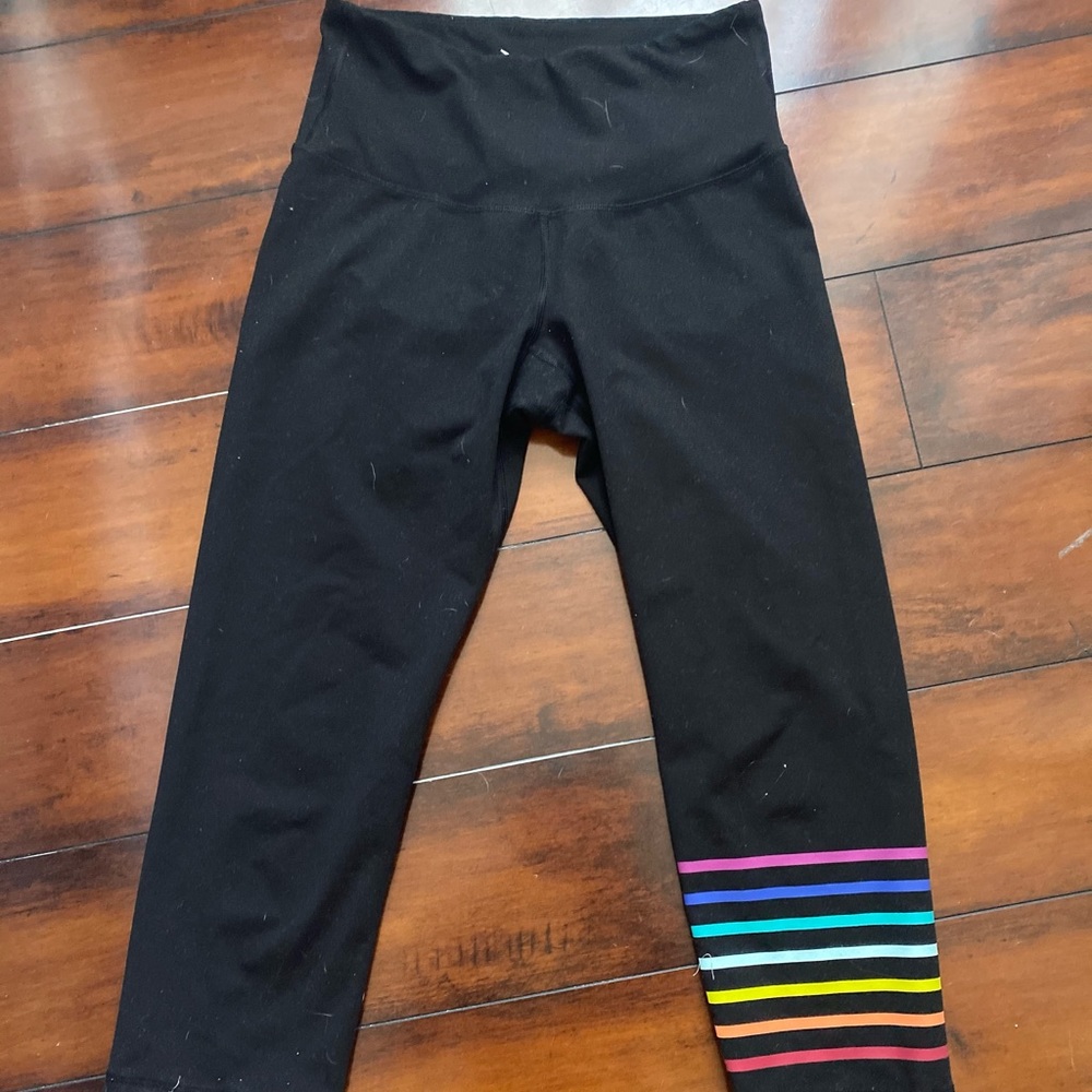 Old navy high waisted cropped athletic leggings